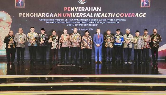 Pemkab Banyumas Raih Penghargaan UHC Award 2024