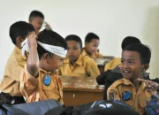 Pengamat Kebijakan Publik: Kritik JPPI Adalah Alarm Politik Soal Anggaran Pendidikan