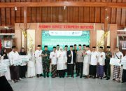 Momentum Hari Santri, Pemkab Banyumas Salurkan Bantuan Zakat Lebih dari Rp1 Miliar