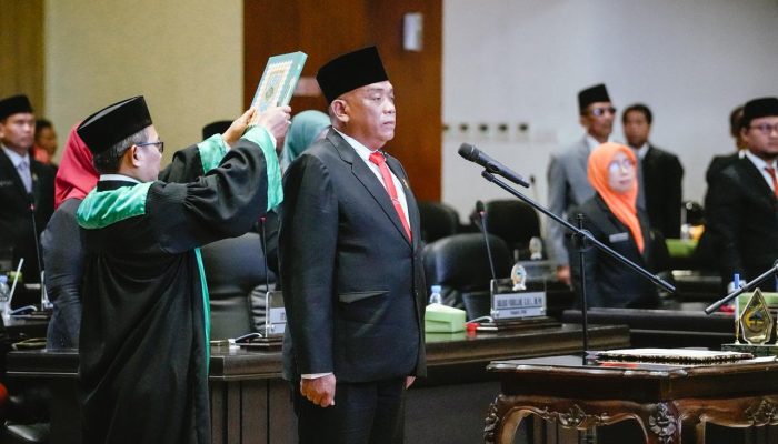 Agus Priyanggodo Resmi Dilantik sebagai Ketua DPRD Kabupaten Banyumas Sisa Jabatan 2024–2029