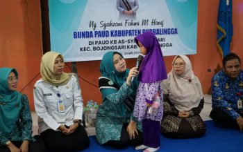 Bunda PAUD Purbalingga Serahkan Bantuan Edukasi dan Ajak Anak Terapkan Hidup Sehat