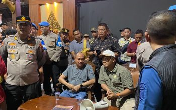 Wakil Ketua DPRD Banyumas Terima Massa Aksi Mahasiswa, Siap Teruskan Aspirasi ke DPR RI