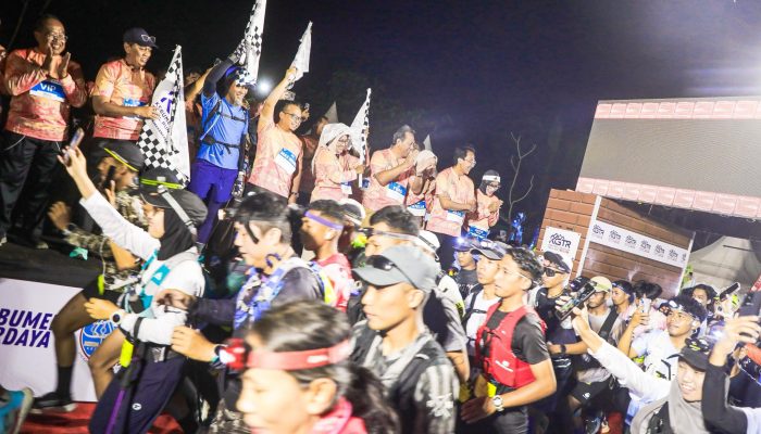 Masuk Gua, Susuri Pantai hingga Sungai, Ini yang Membuat Kebumen Geopark Trail Run Berbeda