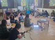 Sapu di Tangan Anak-Anak dan Catatan Orang Tua di Hari Pertama Sekolah