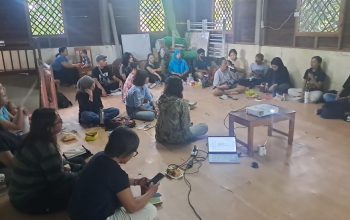 Sapu di Tangan Anak-Anak dan Catatan Orang Tua di Hari Pertama Sekolah
