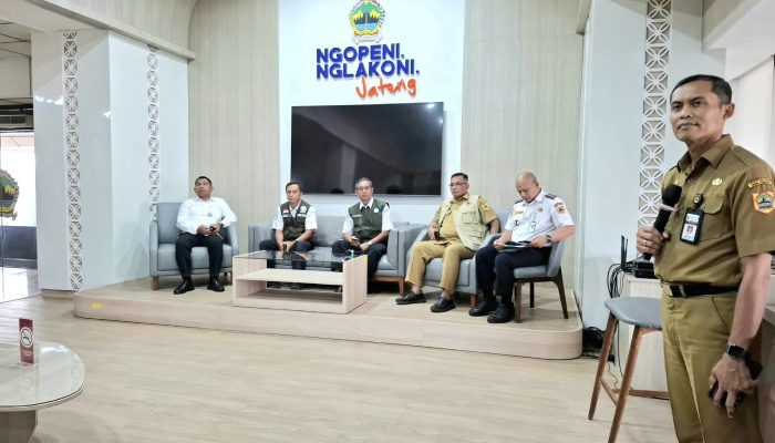 BMKG: Abu Vulkanik Anak Krakatau Belum Terdeteksi di Permukaan Jawa Tengah