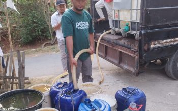 Kekeringan Meluas, Relawan Indonesia Salurkan 28 Ribu Liter Air Bersih ke Warga Banyumas